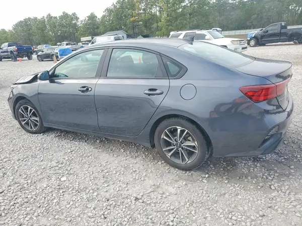 3KPF24AD6PE572060 2023 KIA FORTE - Image 2