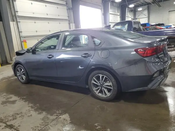 3KPF24AD6PE572463 2023 KIA FORTE - Image 2