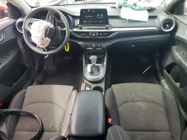 3KPF24AD6PE573502 2023 KIA FORTE - Image 8