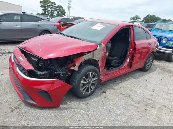 3KPF24AD6PE573788 2023 KIA FORTE - Image 2
