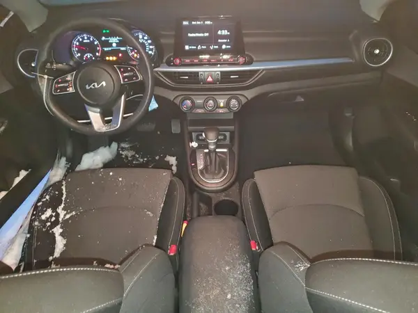 3KPF24AD6PE573824 2023 KIA FORTE - Image 8
