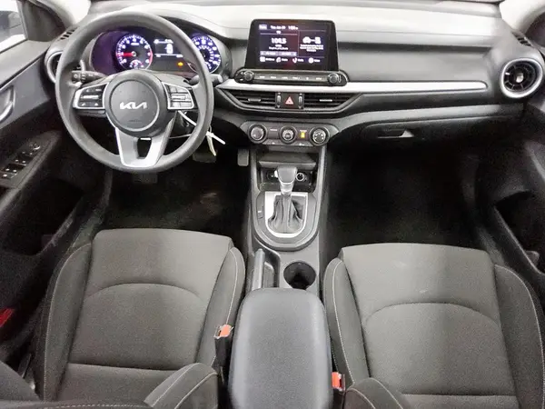 3KPF24AD6PE574102 2023 KIA FORTE - Image 8