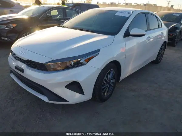 3KPF24AD6PE579106 2023 KIA FORTE - Image 2