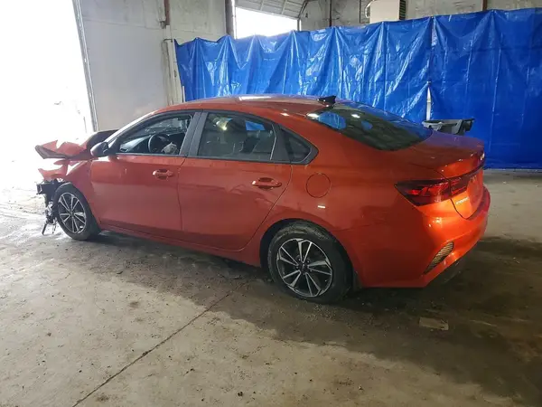 3KPF24AD6PE582779 2023 KIA FORTE - Image 2