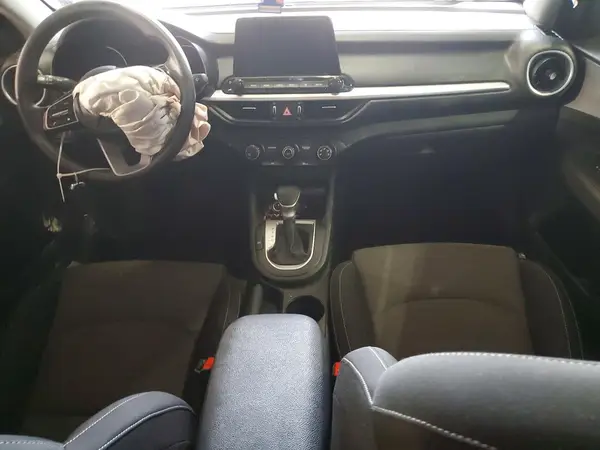 3KPF24AD6PE582779 2023 KIA FORTE - Image 8