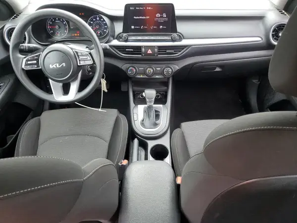 3KPF24AD6PE582877 2023 KIA FORTE - Image 8