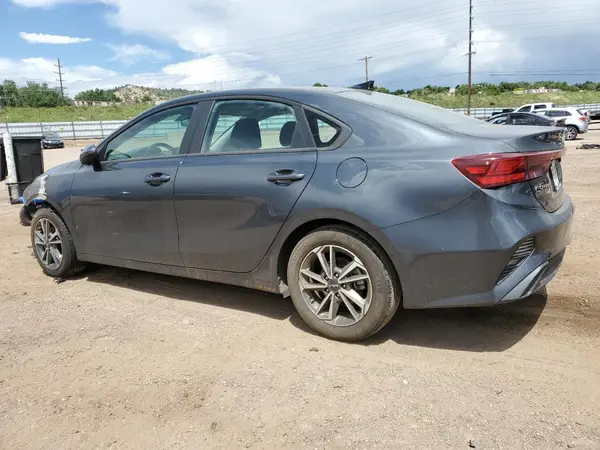 3KPF24AD6PE585021 2023 KIA FORTE - Image 2