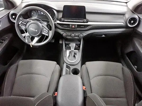 3KPF24AD6PE588114 2023 KIA FORTE - Image 8