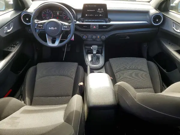 3KPF24AD6PE593555 2023 KIA FORTE - Image 8