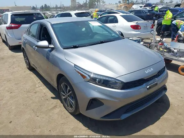 3KPF24AD6PE595497 2023 KIA FORTE - Image 1