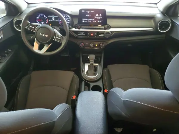 3KPF24AD6PE596424 2023 KIA FORTE - Image 8