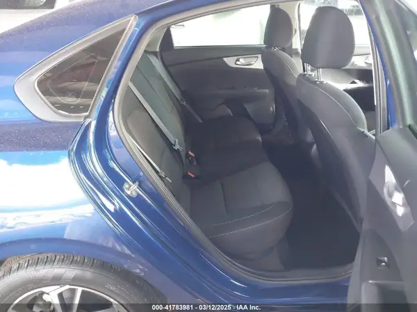 3KPF24AD6PE599856 2023 KIA FORTE - Image 8