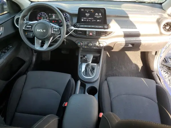 3KPF24AD6PE600231 2023 KIA FORTE - Image 8