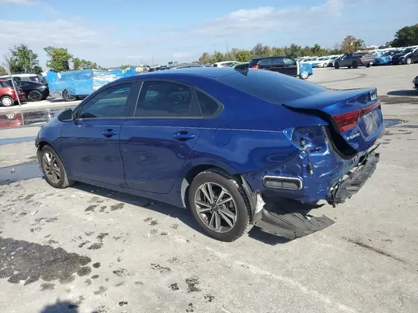 3KPF24AD6PE600388 2023 KIA FORTE - Image 2