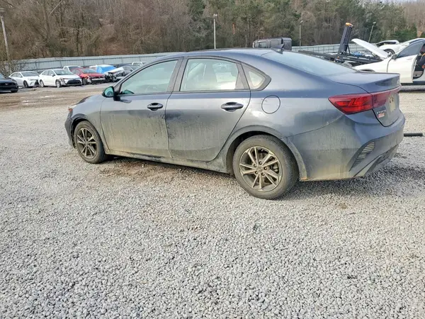 3KPF24AD6PE607230 2023 KIA FORTE - Image 2