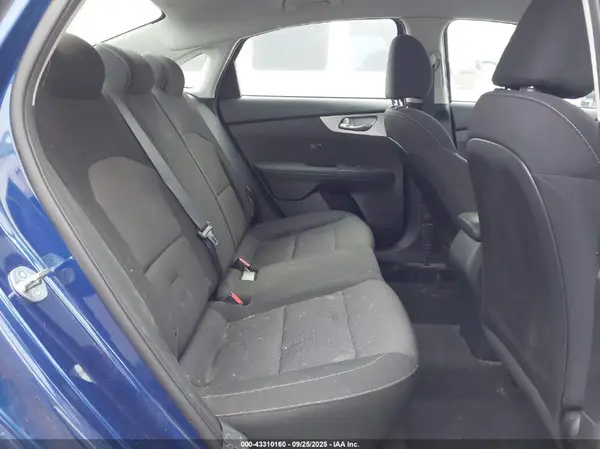 3KPF24AD6PE607602 2023 KIA FORTE - Image 8