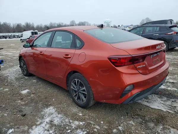 3KPF24AD6PE610905 2023 KIA FORTE - Image 2