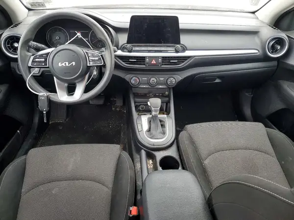 3KPF24AD6PE610905 2023 KIA FORTE - Image 8