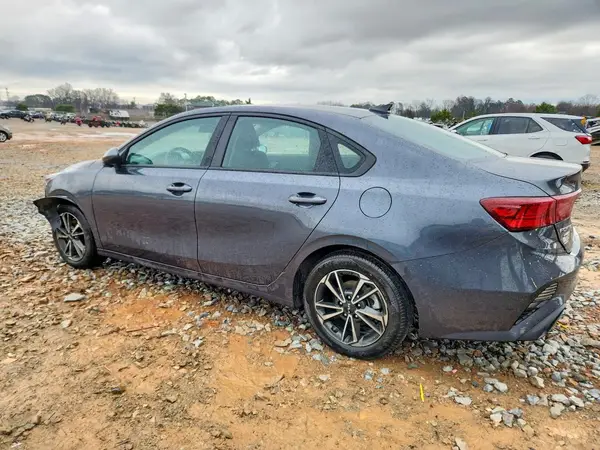 3KPF24AD6PE612153 2023 KIA FORTE - Image 2