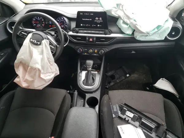 3KPF24AD6PE616011 2023 KIA FORTE - Image 8