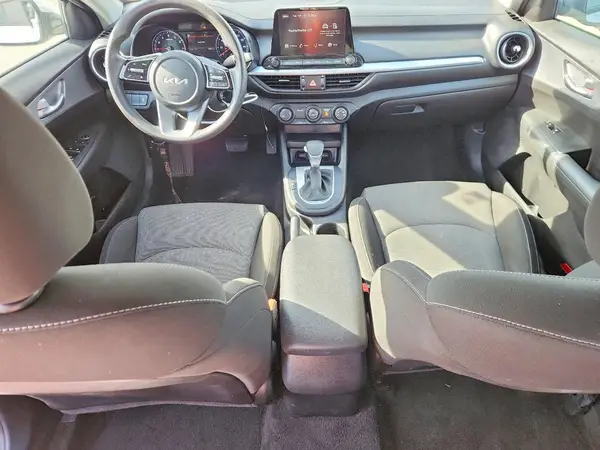 3KPF24AD6PE616123 2023 KIA FORTE - Image 8
