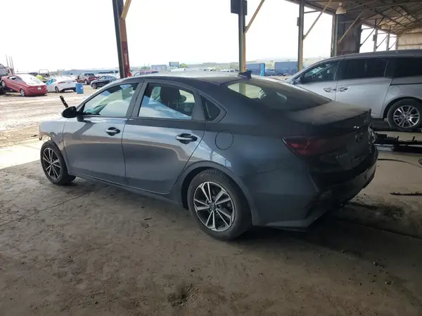 3KPF24AD6PE617322 2023 KIA FORTE - Image 2