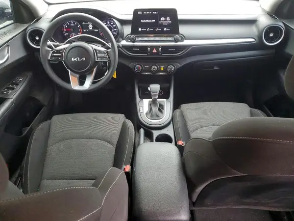 3KPF24AD6PE617370 2023 KIA FORTE - Image 8