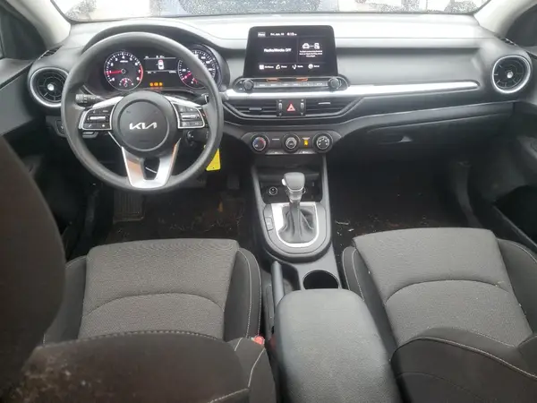 3KPF24AD6PE619894 2023 KIA FORTE - Image 8