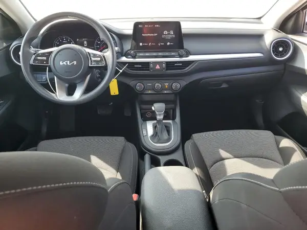 3KPF24AD6PE620320 2023 KIA FORTE - Image 8
