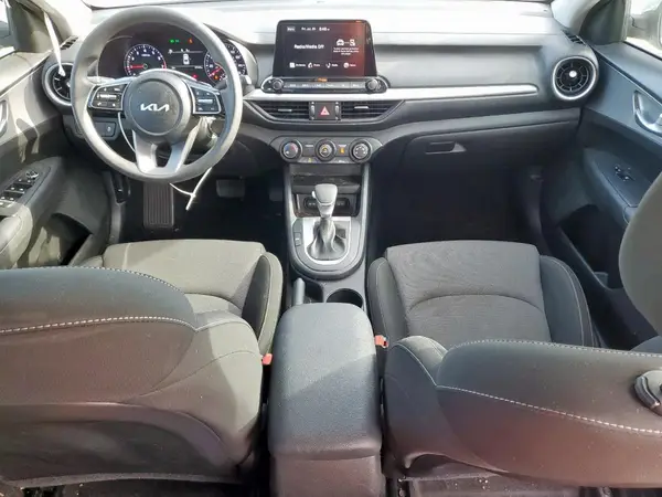 3KPF24AD6PE620592 2023 KIA FORTE - Image 8