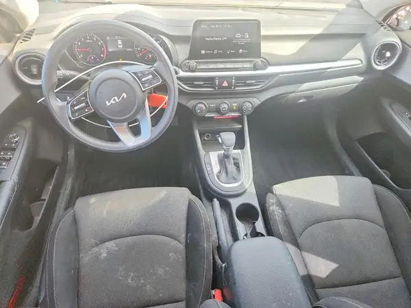 3KPF24AD6PE620639 2023 KIA FORTE - Image 8