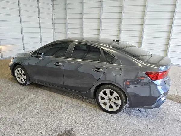 3KPF24AD6PE621645 2023 KIA FORTE - Image 2