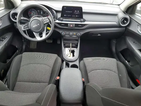 3KPF24AD6PE621855 2023 KIA FORTE - Image 8