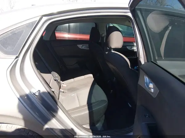 3KPF24AD6PE622312 2023 KIA FORTE - Image 8