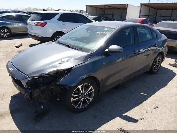 3KPF24AD6PE623329 2023 KIA FORTE - Image 2