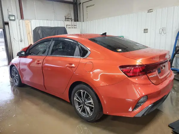 3KPF24AD6PE624089 2023 KIA FORTE - Image 2