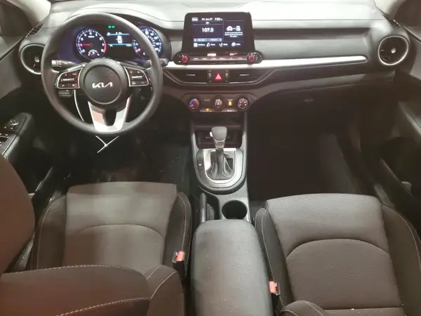 3KPF24AD6PE625405 2023 KIA FORTE - Image 8