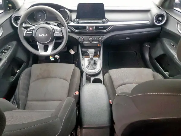 3KPF24AD6PE625551 2023 KIA FORTE - Image 8