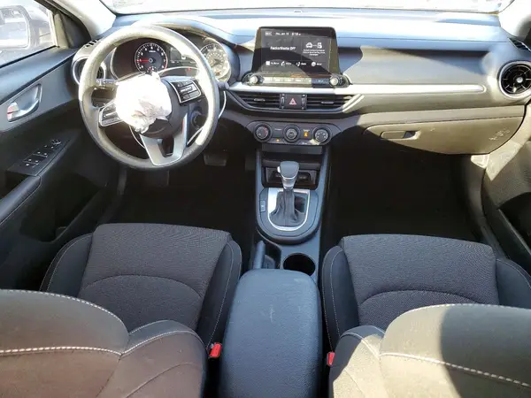3KPF24AD6PE625985 2023 KIA FORTE - Image 8