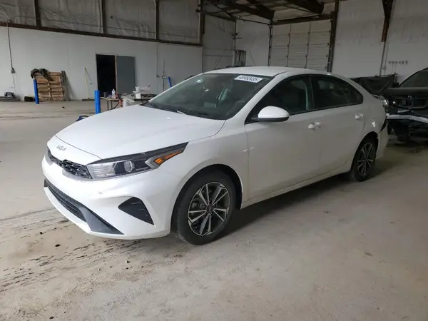 3KPF24AD6PE631320 2023 KIA FORTE - Image 1