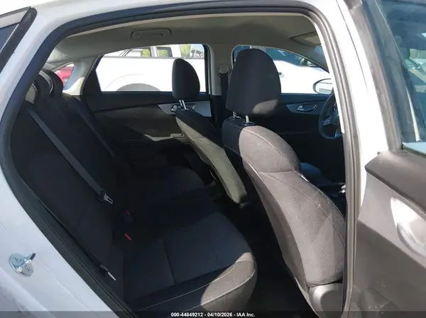 3KPF24AD6PE634377 2023 KIA FORTE - Image 8