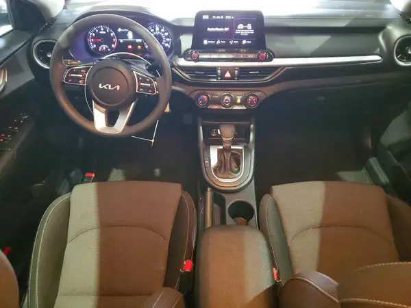 3KPF24AD6PE634914 2023 KIA FORTE - Image 8
