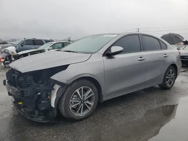 3KPF24AD6PE640583 2023 KIA FORTE - Image 1