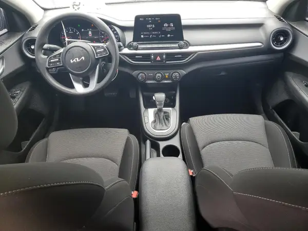 3KPF24AD6PE640583 2023 KIA FORTE - Image 8