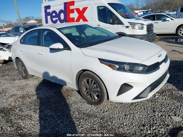 3KPF24AD6PE642124 2023 KIA FORTE - Image 1