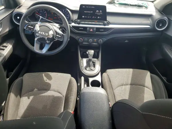 3KPF24AD6PE643046 2023 KIA FORTE - Image 8