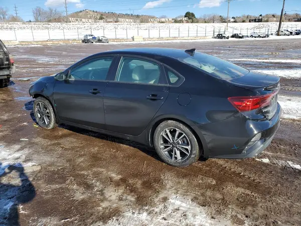 3KPF24AD6PE646481 2023 KIA FORTE - Image 2