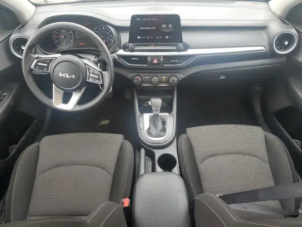 3KPF24AD6PE646710 2023 KIA FORTE - Image 8