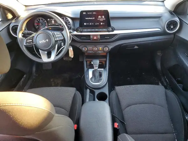 3KPF24AD6PE646822 2023 KIA FORTE - Image 8