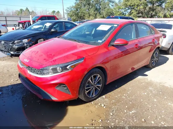 3KPF24AD6PE647906 2023 KIA FORTE - Image 2
